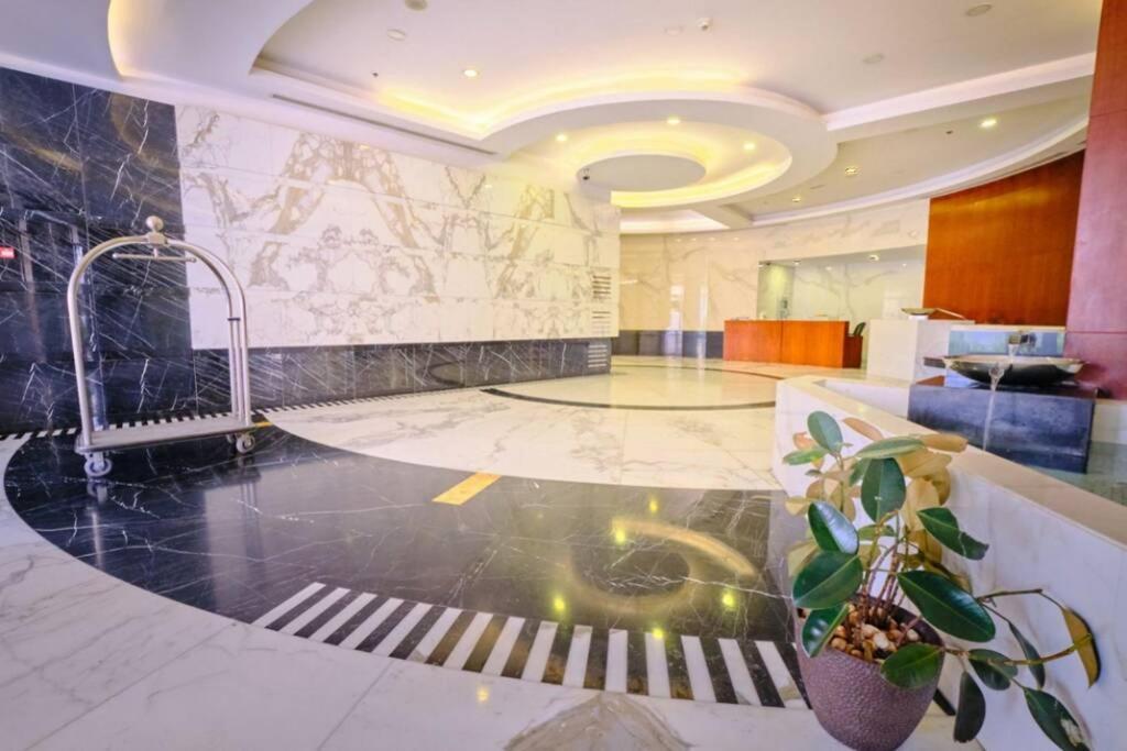 Lovely 1-Bedroom Apartment In The Heart Of Dubai Marina 외부 사진