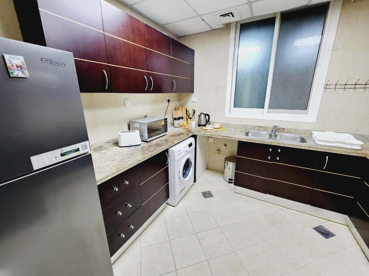 Lovely 1-Bedroom Apartment In The Heart Of Dubai Marina 외부 사진